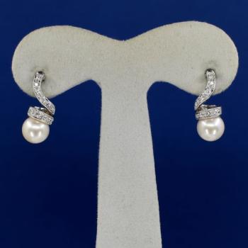 Gold Earrings with Brilliants - white gold, brilliant cut diamond - 1990 Gold Earrings with Brilliants - white gold, brilliant cut diamond - 1990