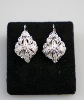 Earrings - gold, diamond - 2000